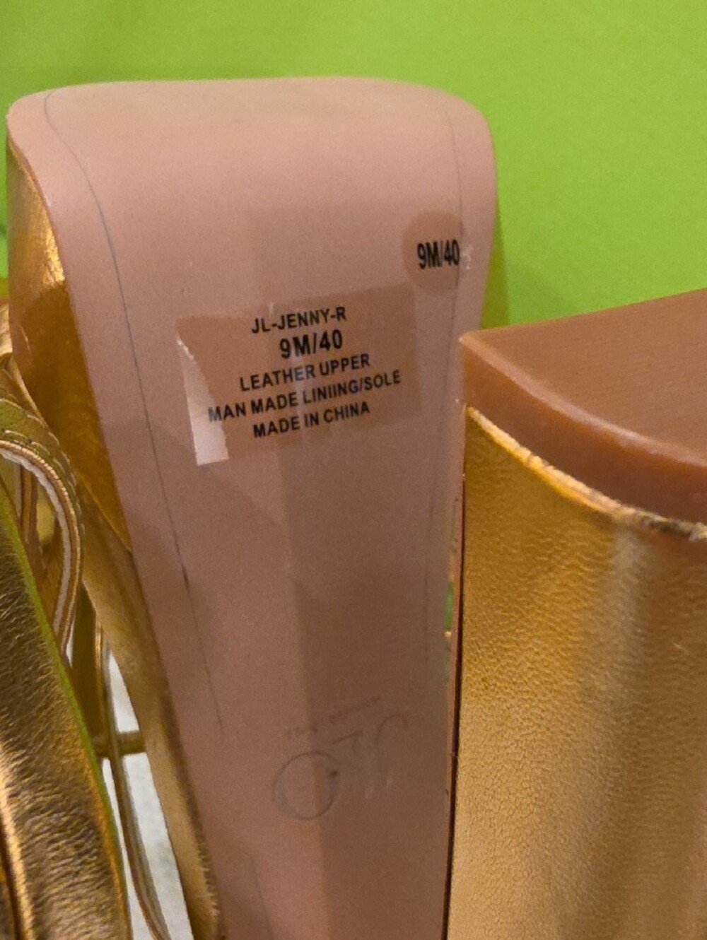 Jennifer Lopez Gold Metallic Platform Strappy sandals size 9 new without box - Picture 9 of 12